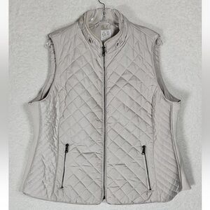 NWOT WESTPORT IVORY QUILTED VEST GREAT W ALL YOUR OUTFITS GET IT BY CHRISTMAS